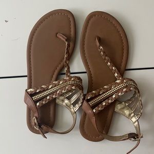 American eagle sandals